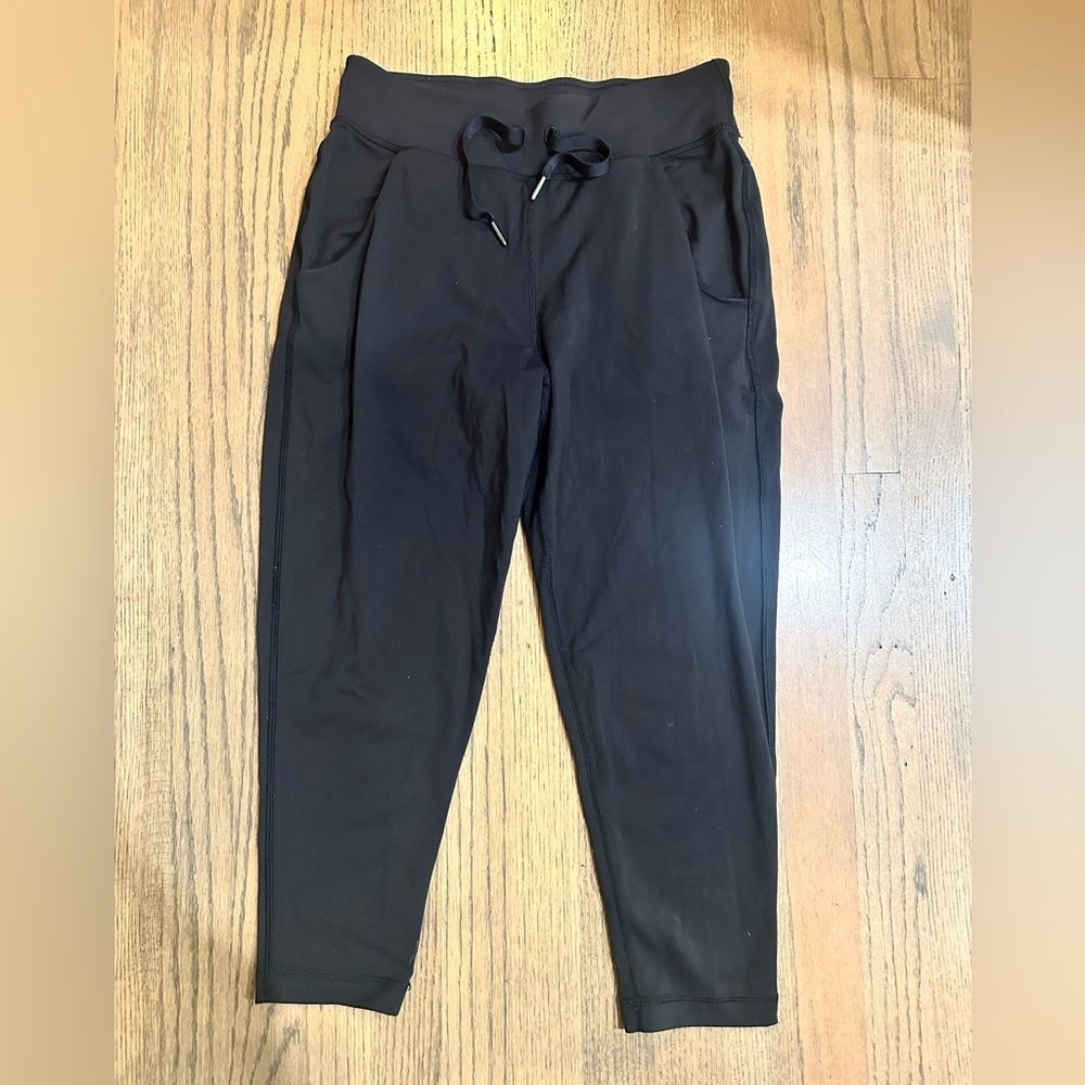 Lululemon Black Pants-Size 4